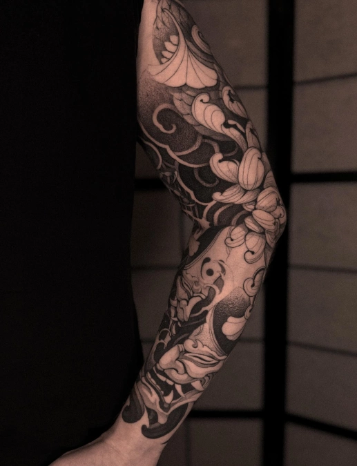 Blackwork Peony And Wind Bar Sleeve