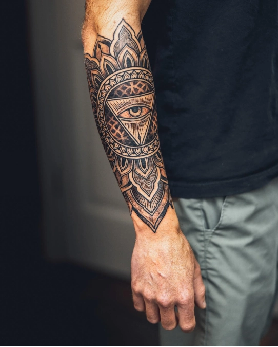 Central Eye And Symmetrical Mandala Wrap
