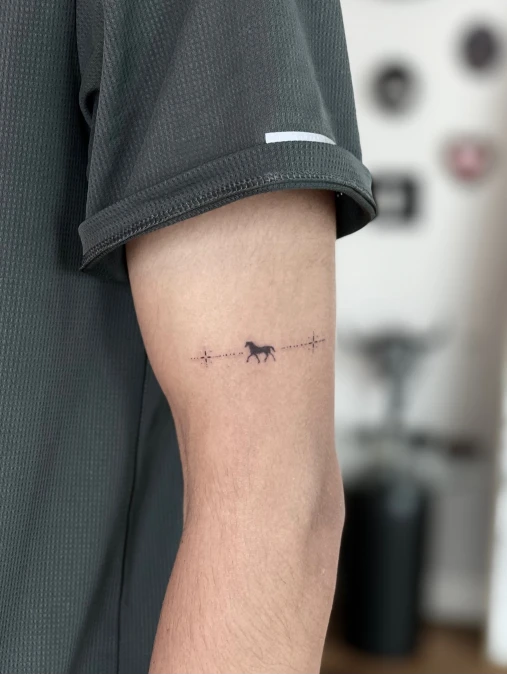 Geometric Tricep Silhouette