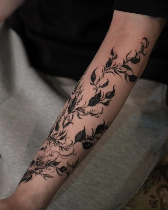 Heavy Botanical Vines And Dark Organic Shading