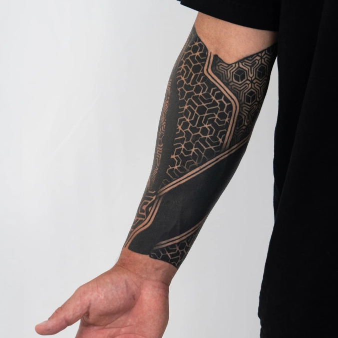 Massive Blackout Panels And Sharp Geometric Lines