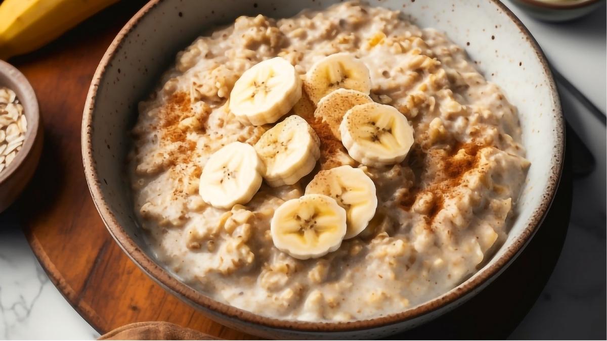Oatmeal (4g fiber per cup)