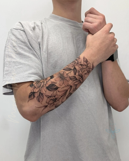 Organic Floral Wrap And Botanical Shading