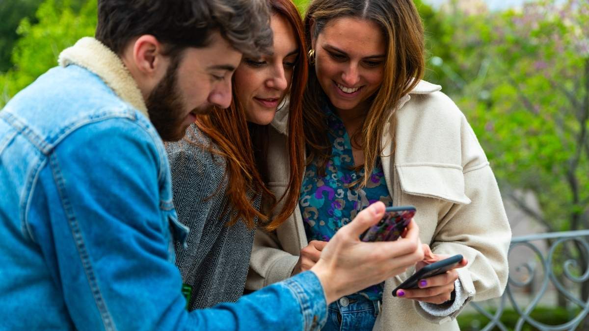 The Broader Social Impact: How Apps Change How We Connect