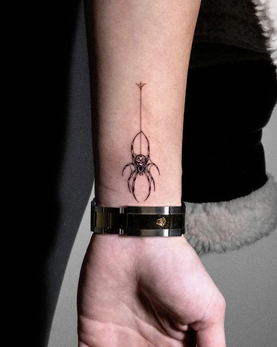 Vertical Spider Geometric Drop