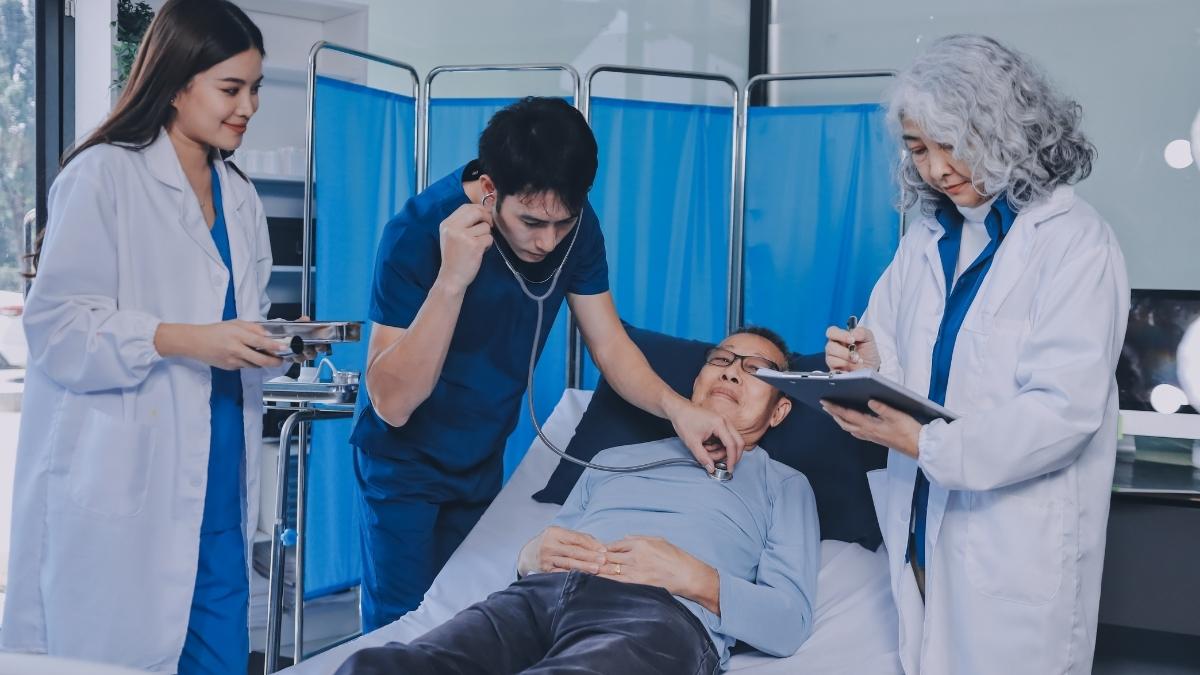What's the Difference Between Urgent Care and Emergency Rooms?