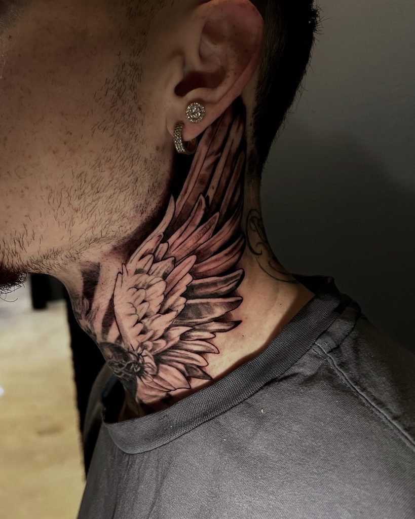 Feathered Wing Arch along the Jawline